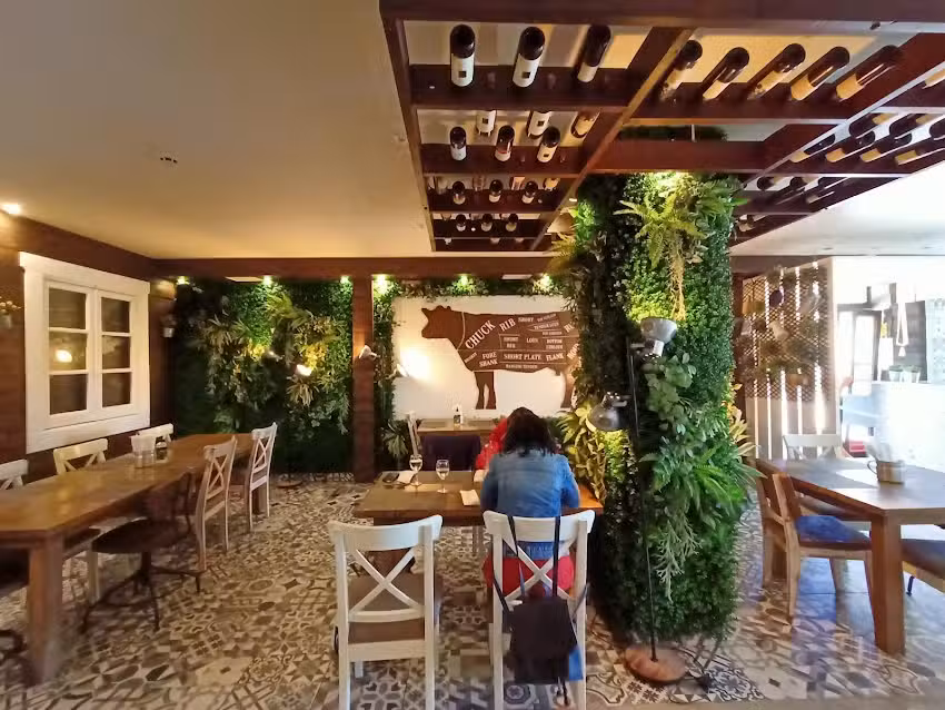Pop&rsquo;s Steak House