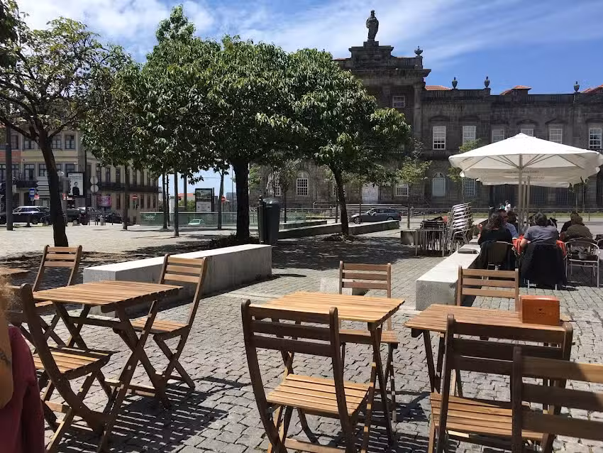 Porta&rsquo;O Lado