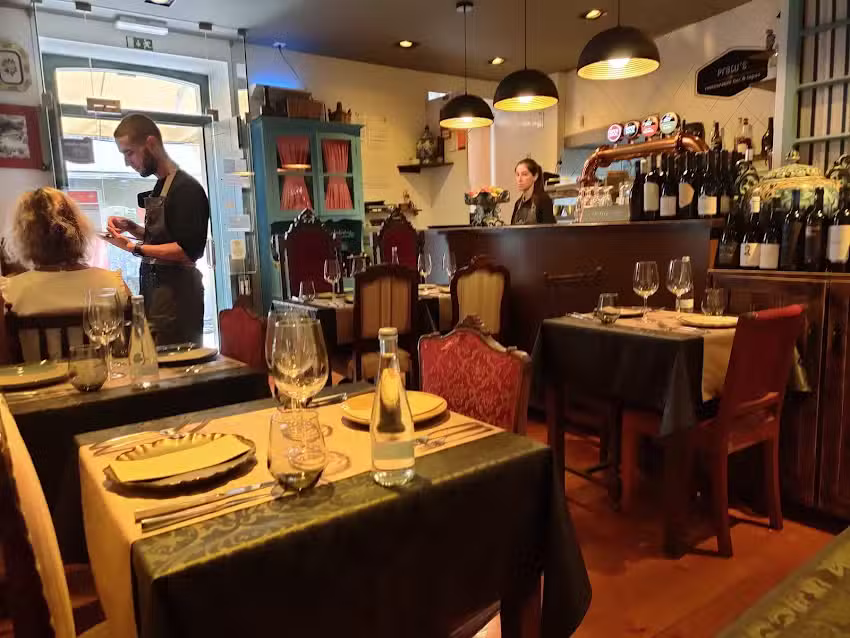 Pratu&rsquo;s Restaurante Bar & Tapas