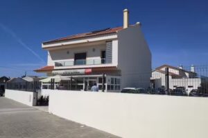 Pronto A Comer Z&eacute; Da Quit&eacute;ria