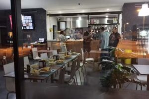 Q.B.3 Cafetaria-Snack Bar