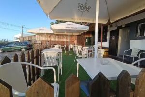 “QUE DISPARATE” Restaurante Bar & Music