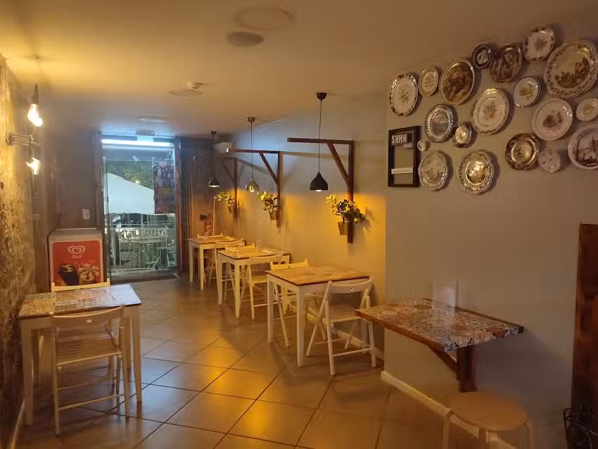 Raiz, Restaurante & Snacks Bar