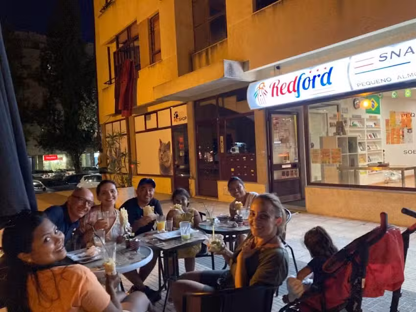 Redford Cozinha Brasileira (Feira) &ndash; past&eacute;is, coxinha, a&ccedil;a&iacute;, picanha e feijoada