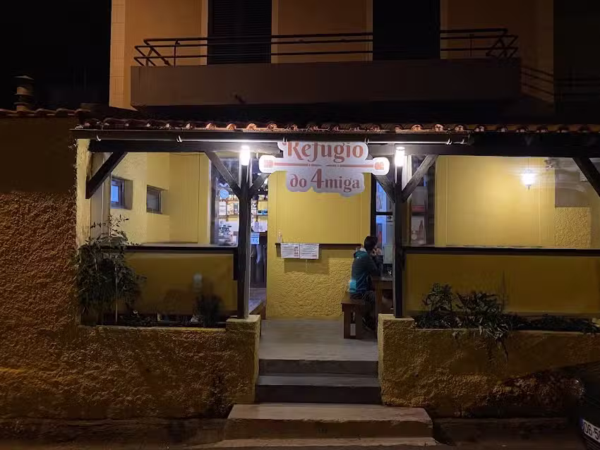 Ref&uacute;gio do 4miga