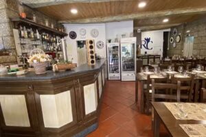 Refugio do castelo. Tasquinha