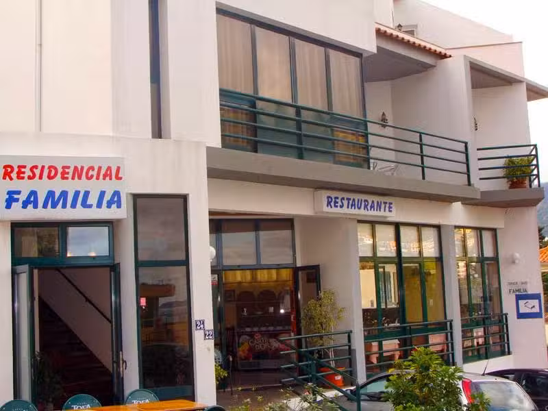 Residencial Fam&iacute;lia