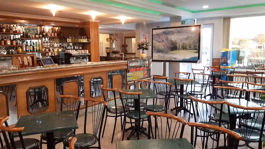 Restaurante 1&ordm; de Maio &ndash; Ponte Pedrinha