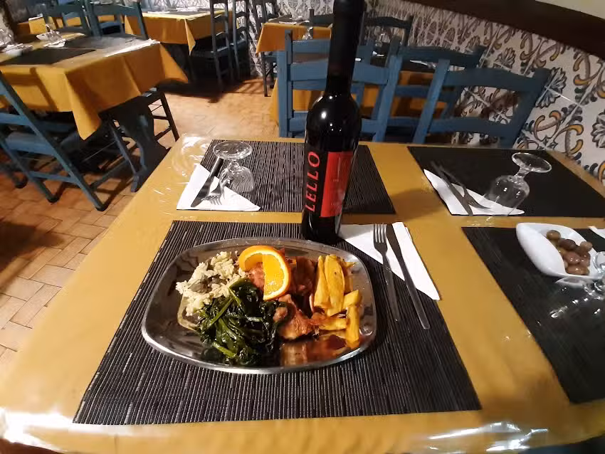 Restaurante Adega dos Ca&ccedil;adores
