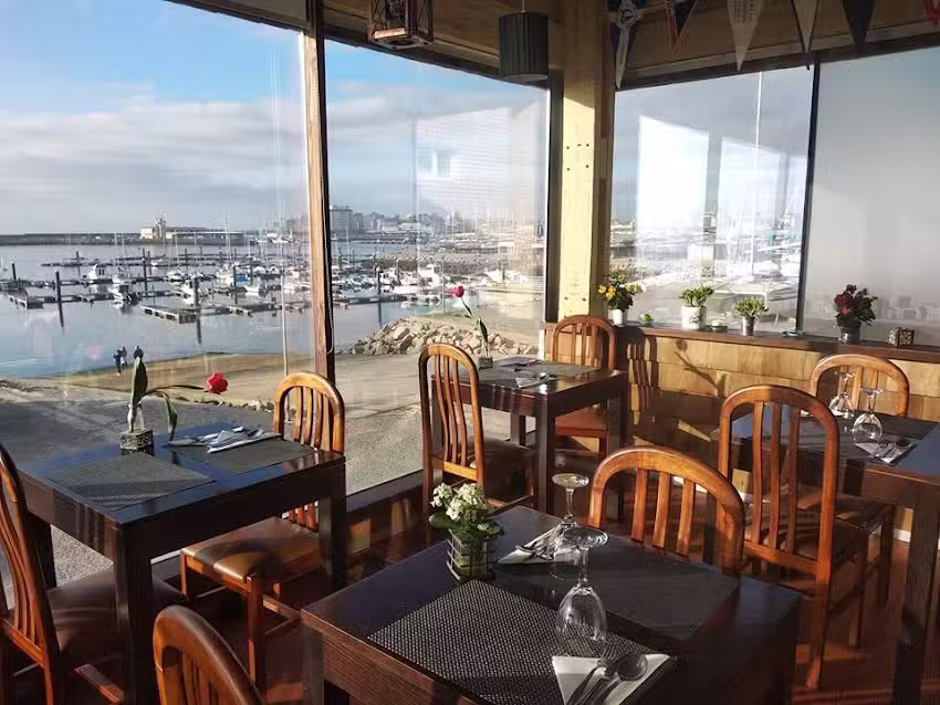 Restaurante Anast&aacute;cia Marina