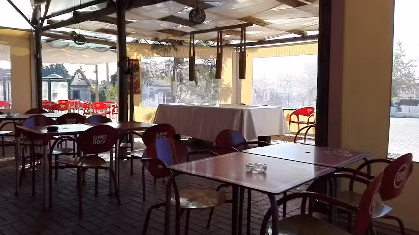 Restaurante &Acirc;ncora & Serrano