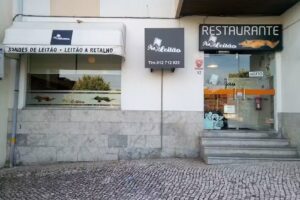 Restaurante &Aacute;s Do Leit&atilde;o &ndash; O leit&atilde;o em Our&eacute;m