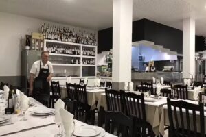 Restaurante Ave Dourada