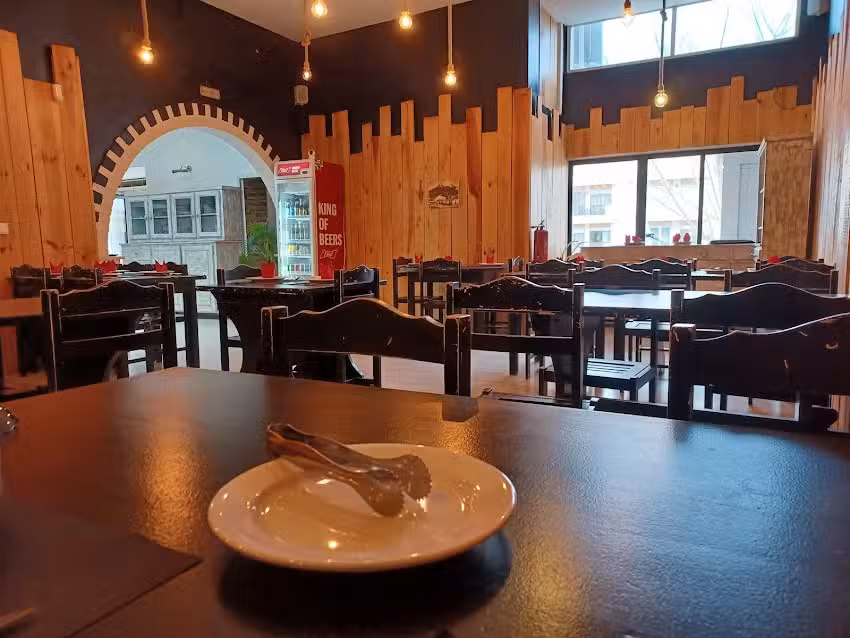 Restaurante Brasa & Carv&atilde;o