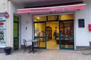 Restaurante Caf&eacute; 50 Sert&atilde;