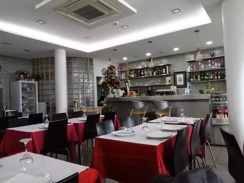 Restaurante C&acirc;ndido