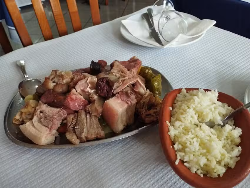 Restaurante / Churrascaria O Rodrigues