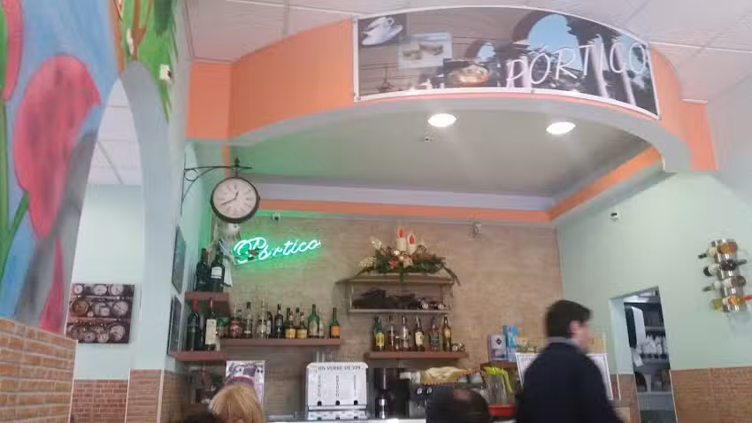 Restaurante Churrasqueira P&oacute;rtico