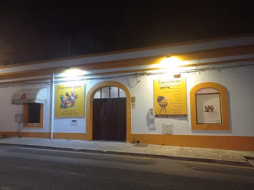 Restaurante e Churrasqueira Jardim
