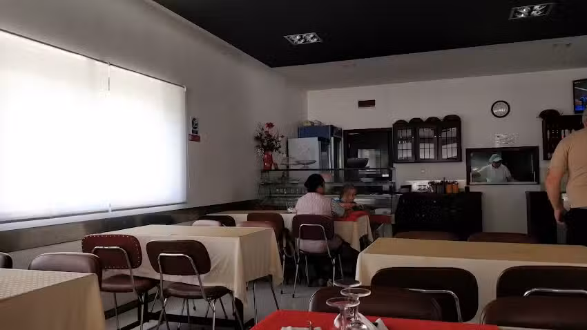 Restaurante Elisio de Elisio Gomes Francisco & Filhos, Lda.