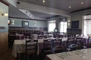 Restaurante Frango à Guia