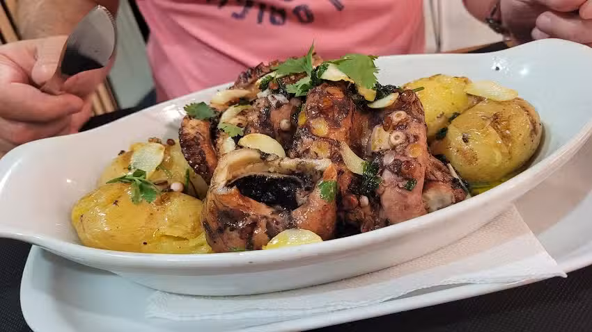 Restaurante Gera&ccedil;&otilde;es