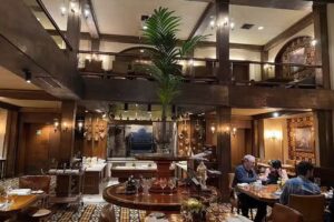 Restaurante Grill Four Seasons