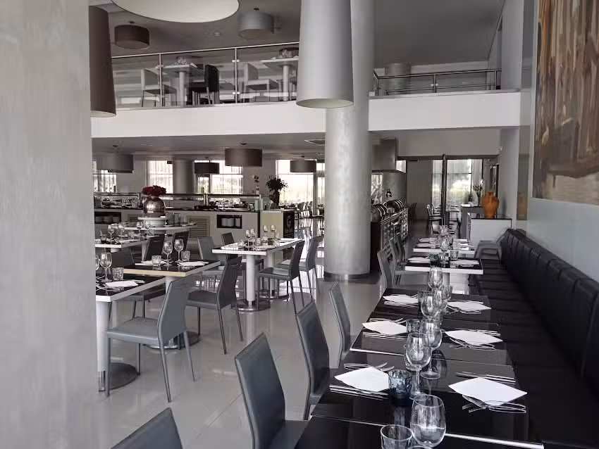 Restaurante Inevit&aacute;vel Vila Gal&eacute; &Eacute;vora