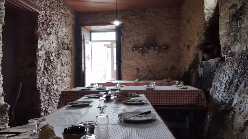 Restaurante Jos&eacute; Ant&oacute;nio Martins Gomes