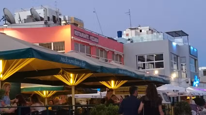 Restaurante Mira Vau-Viana & Viana, Lda.