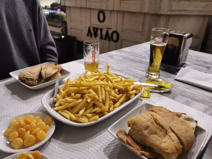 Restaurante O Avi&atilde;o