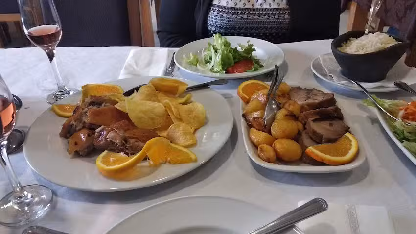 Restaurante O Cen&aacute;culo Do Leit&atilde;o