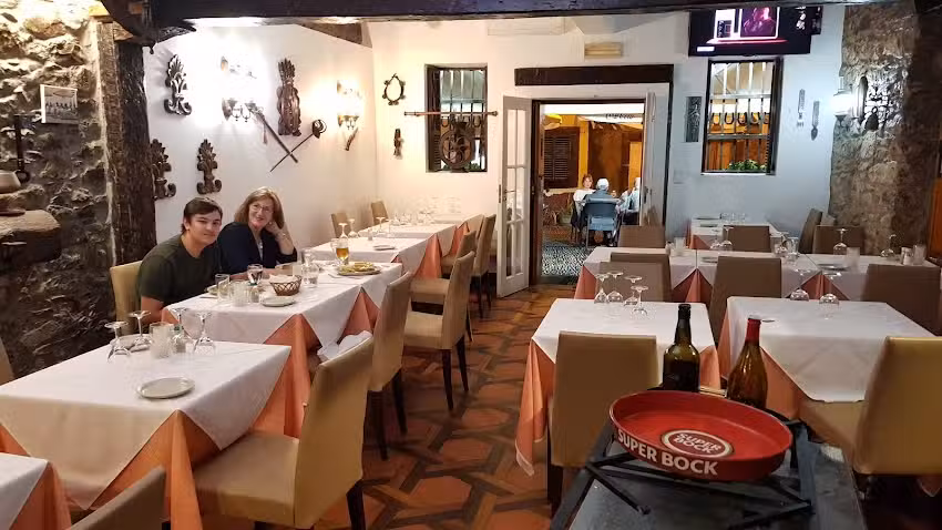 Restaurante O Port&atilde;o