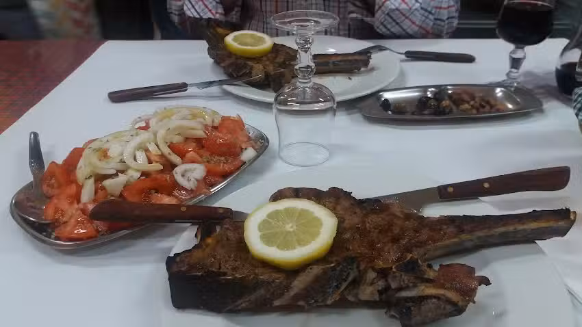 Restaurante O Toy Far&oacute;is