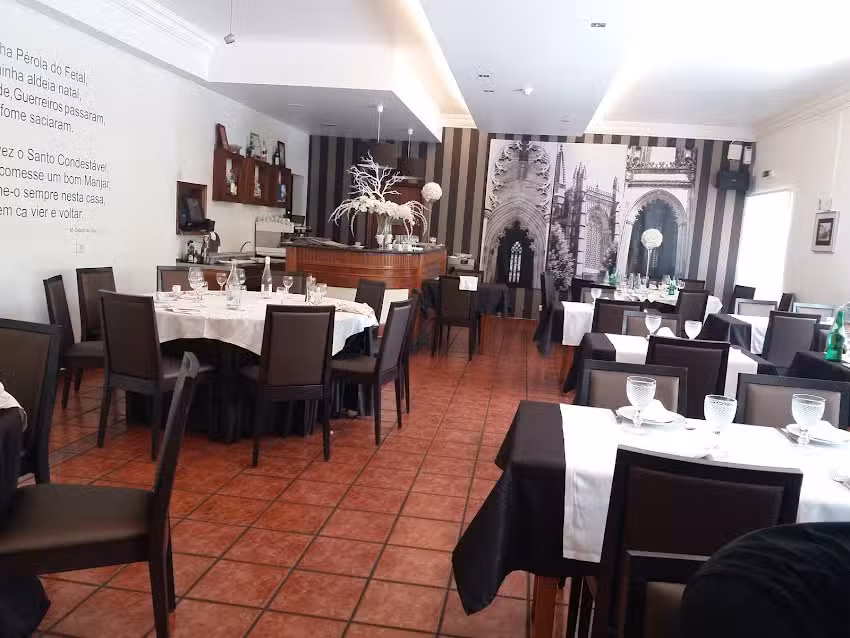 Restaurante P&eacute;rola Do F&eacute;tal