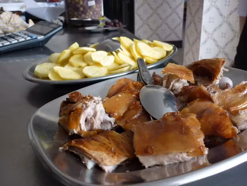 Restaurante P&eacute;rola do Vale