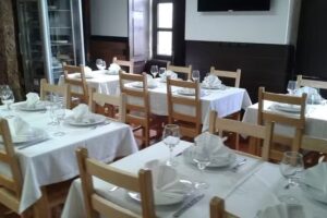 Restaurante Petiscos D`Av&oacute;