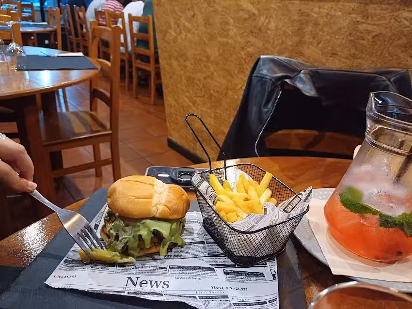 Restaurante Petiscos Porta do Vez