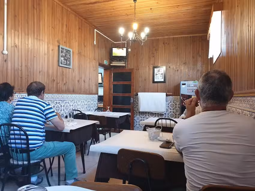 &ldquo;restaurante Pitoresco&rdquo; &ldquo;caf&eacute; Central&rdquo;