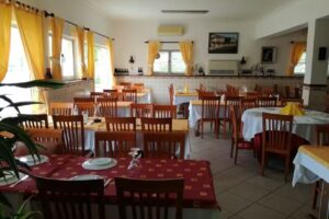 Restaurante retiro do ca&ccedil;ador