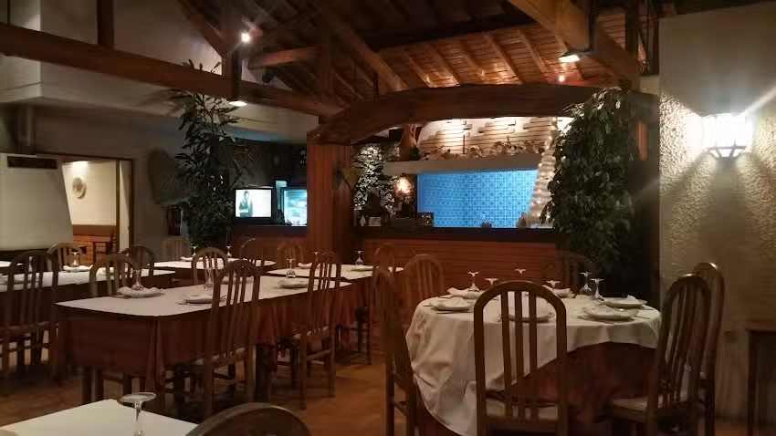 Restaurante Rochedo dos Leit&otilde;es