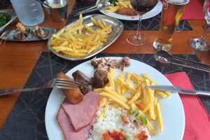 Restaurante Rod&iacute;zio &agrave; Brasileira