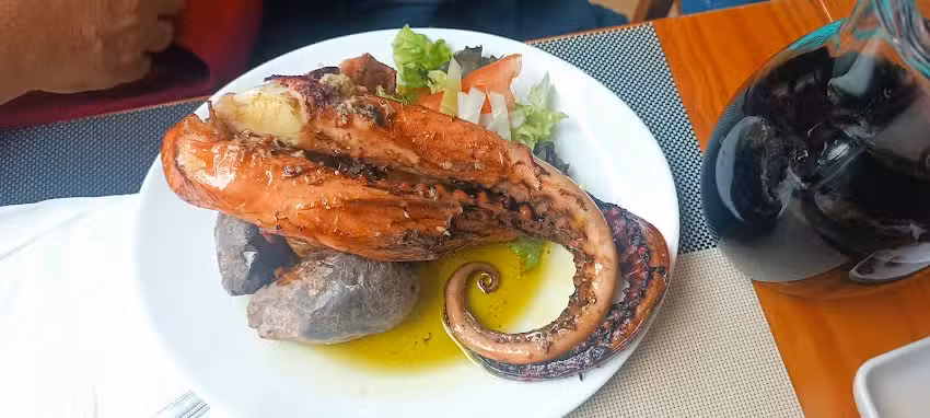 Restaurante Sabores dos Pl&aacute;tanos