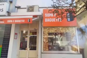 Restaurante sopa ebaguetes