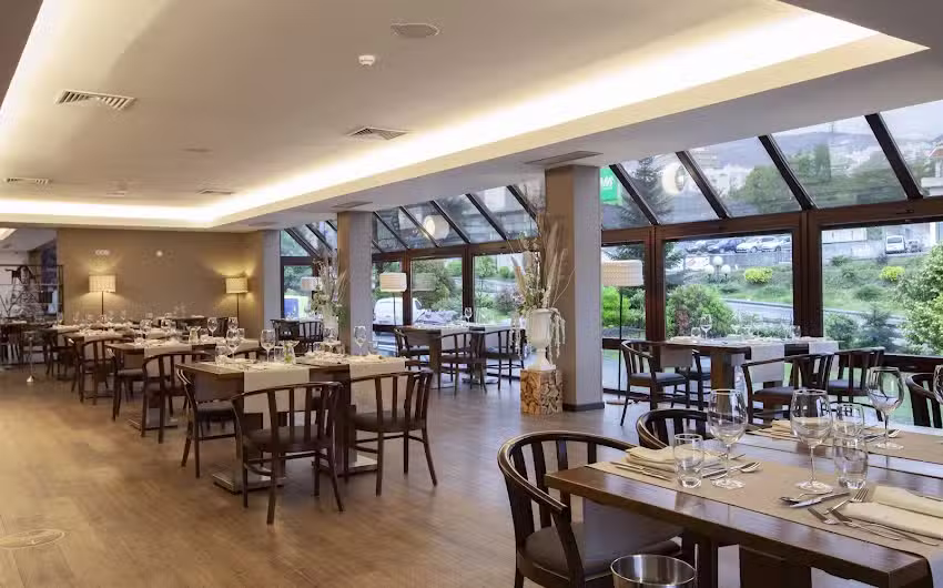 Restaurante &ldquo;Tear&rdquo;