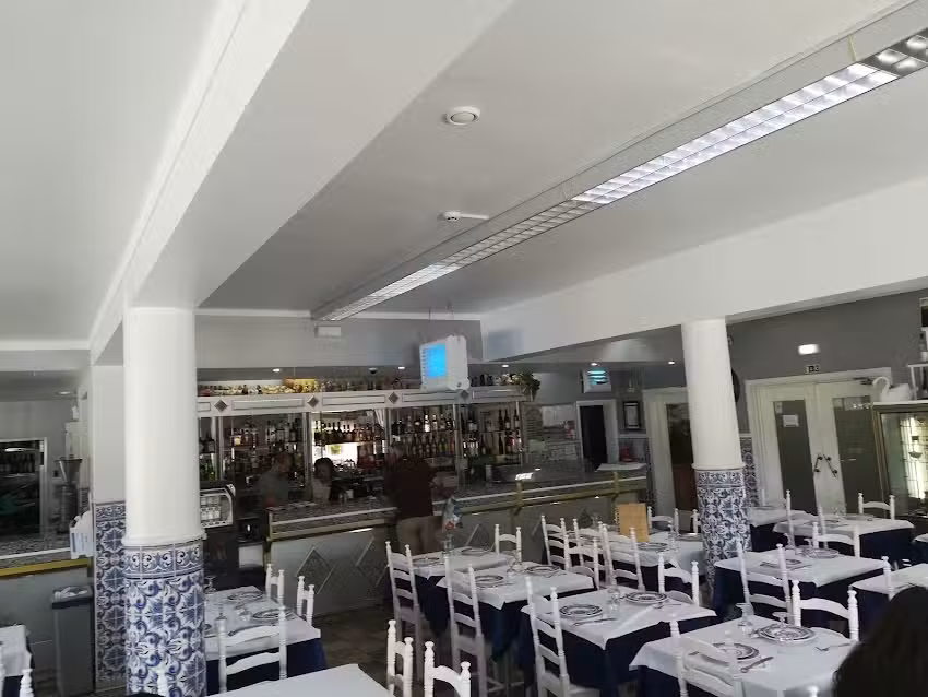 Restaurante Virg&iacute;lio dos Leit&otilde;es