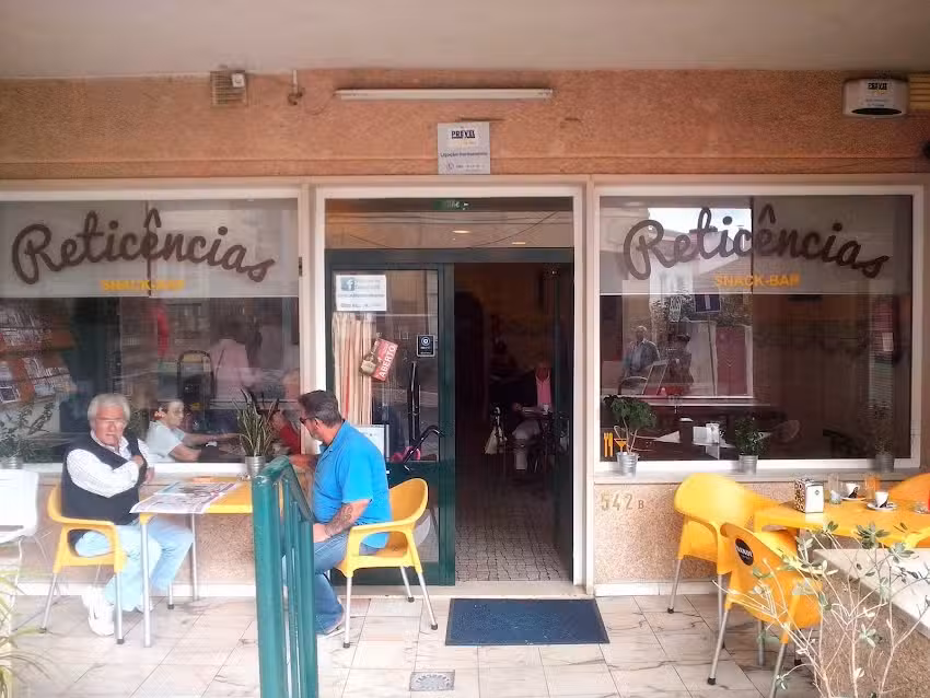 Retic&ecirc;ncias Caf&eacute;