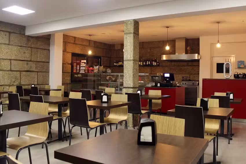 Ribeiro&rsquo;s Cafetaria e Snack Bar