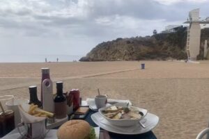 Roca Beach & Restaurante