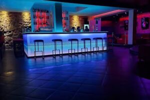 ROXY – Cocktail Bar & Galleria Club